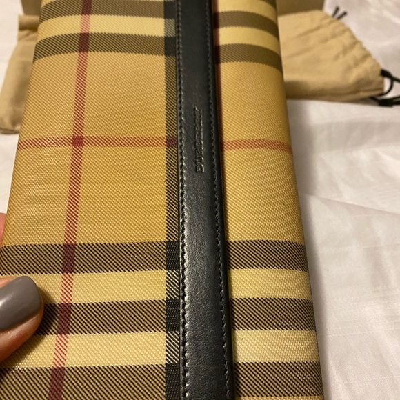 Burberry long Wallet - Picture 13 of 16